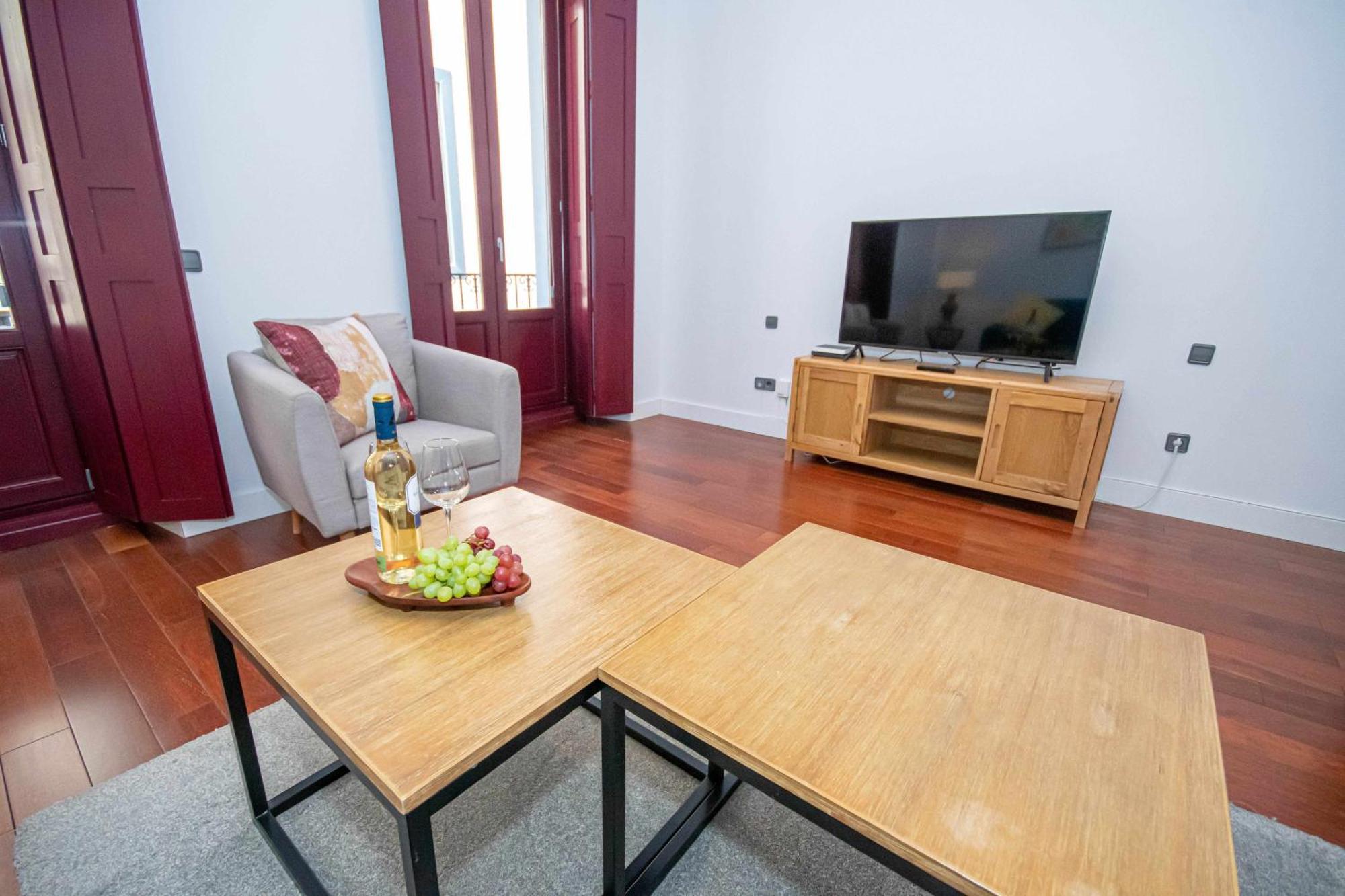 마드리드 Chueca Gran Via Recoletos Libertad 24 2 아파트 외부 사진